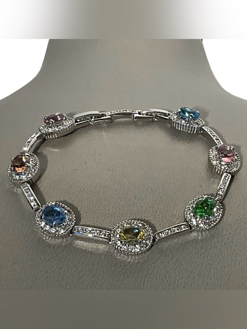 Camrose & Kross Jacqueline Bouvier Kennedy Reproduction Bracelet New in Box
